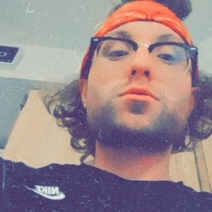 Meet your Posher, Justin